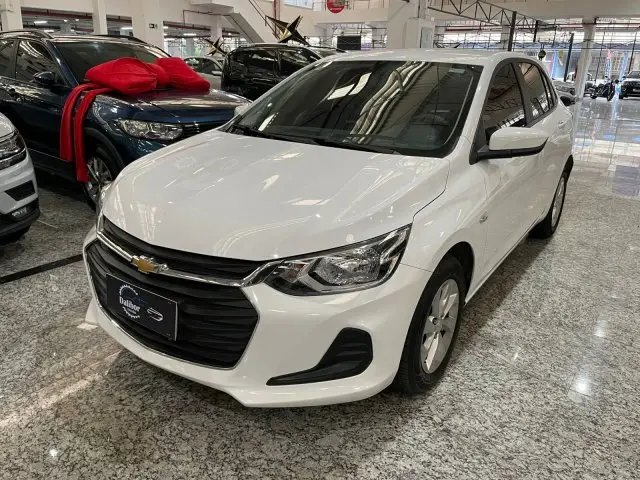 Carro Chevrolet Onix 2023 LT 1.0