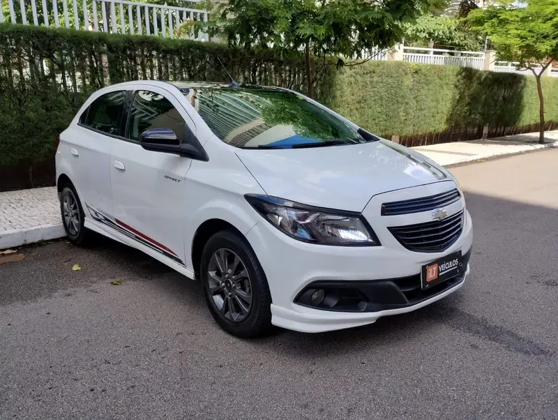 Chevrolet Onix 1.4 Effect SPE/4