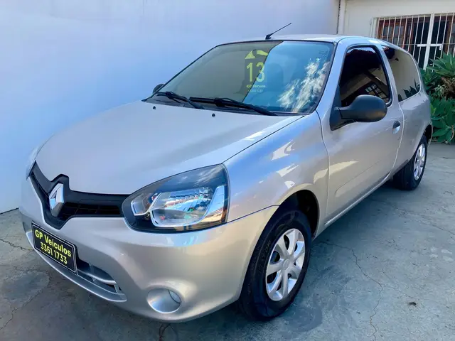 Carro Renault Clio 2013 Authentique 1.0 16V (Flex) 2p