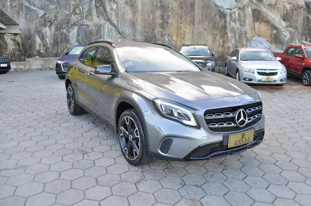 Carro Mercedes-Benz GLA 200 2019 GLA 200 1.6 Night