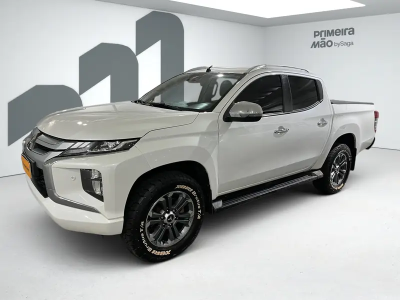Mitsubishi L200 Triton Sport HPE-S 2.4 DID-H 4x4 (Aut)
