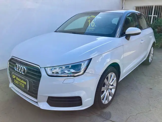 Carro Audi A1 2016 1.4 TFSI Sportback Attraction S Tronic