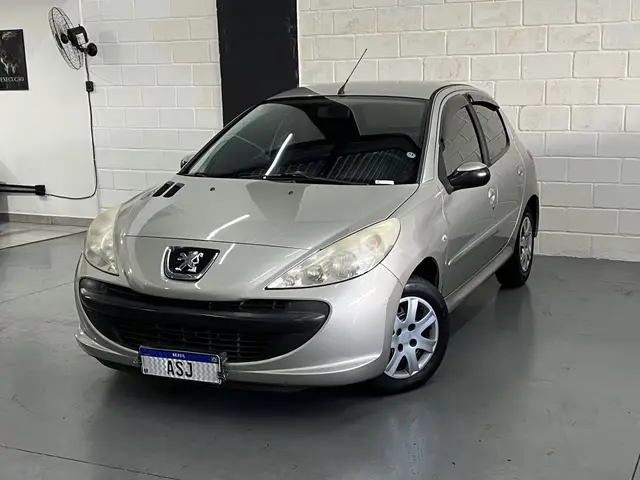 Carro Peugeot 207 2009 Hatch XR 1.4 8V (flex) 4p