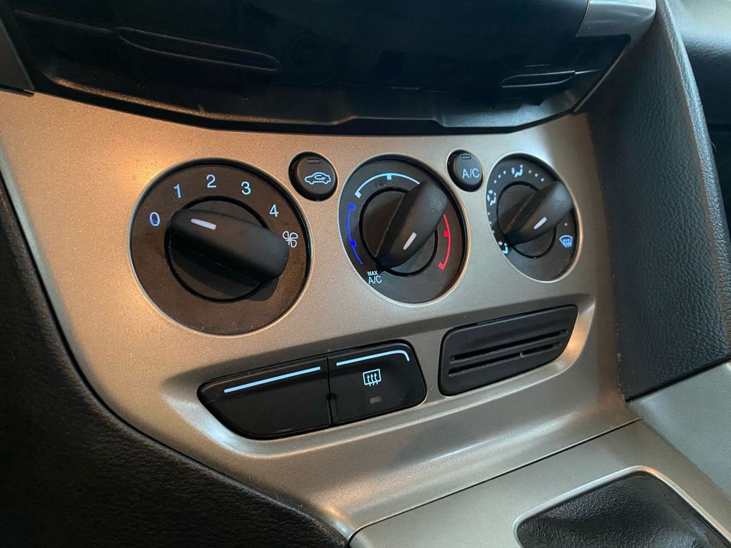 Focus Hatch S 1.6 16V TiVCT PowerShift