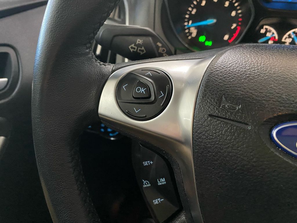 Focus Hatch S 1.6 16V TiVCT PowerShift