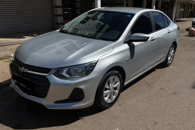 Carro Chevrolet Onix Plus 2022 1.0 LT (Flex)