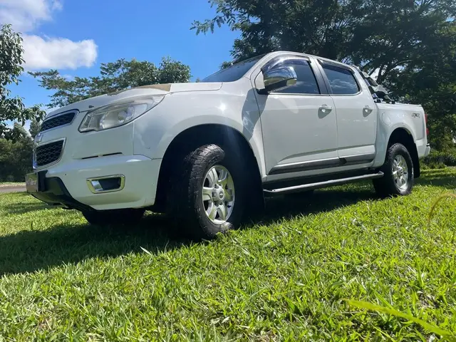 Carro Chevrolet S10 Cabine Dupla 2013 Pick-Up LTZ 2.8 TDI 4x2 CD Dies. (Aut)