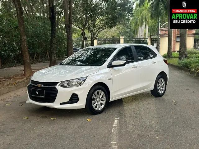 Carro Chevrolet Onix 2023 LT 1.0