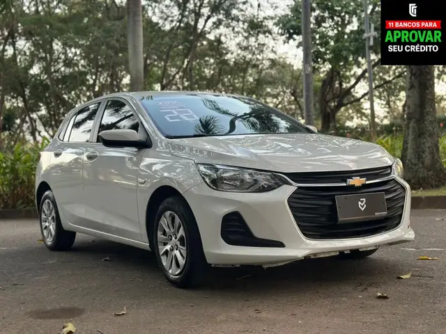 Carro Chevrolet Onix 2023 LT 1.0