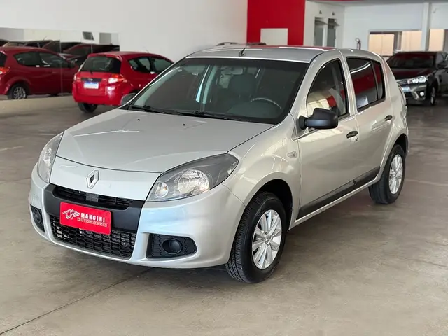 Carro Renault Sandero 2014 Authentique 1.0 16V (flex)
