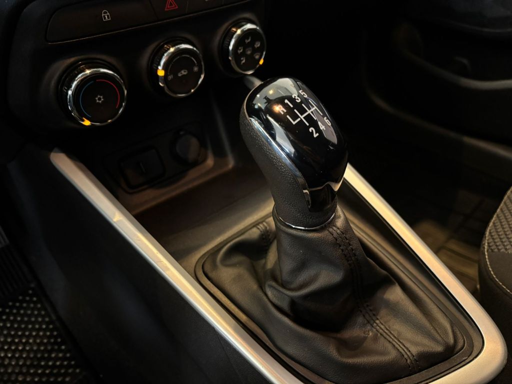 Onix LT 1.0 Turbo (Flex)