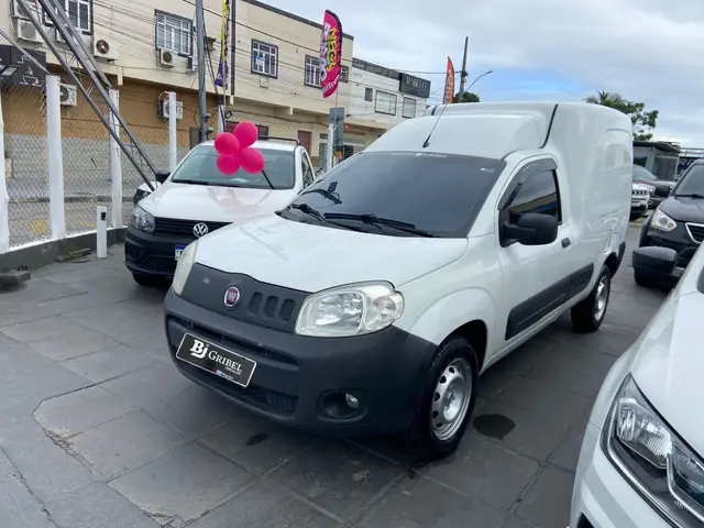 Carro Fiat Fiorino 2017 1.4 Evo Hard Working (Flex)