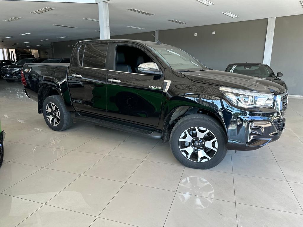 Hilux Cabine Dupla Hilux 2.8 TDI SRX CD 4x4 (Aut)