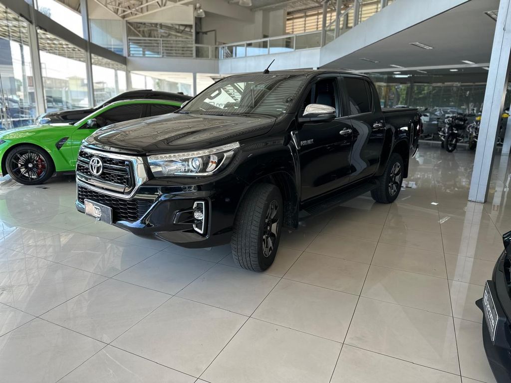 Hilux Cabine Dupla Hilux 2.8 TDI SRX CD 4x4 (Aut)