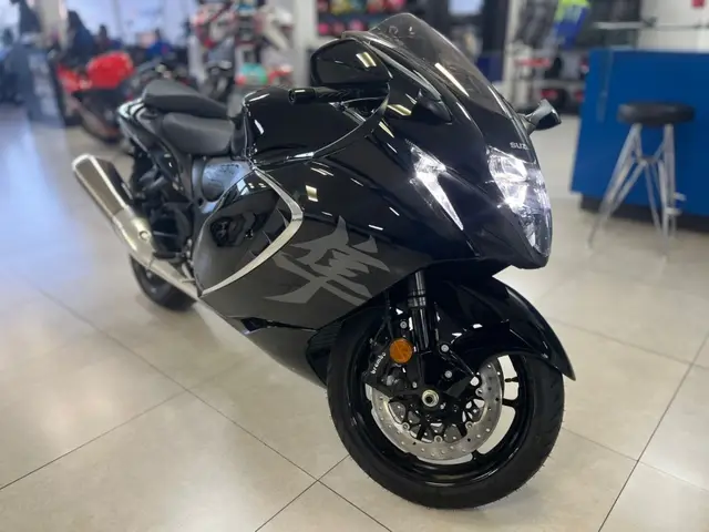 Carro Suzuki Hayabusa 2025 GSX 1300 RRQ