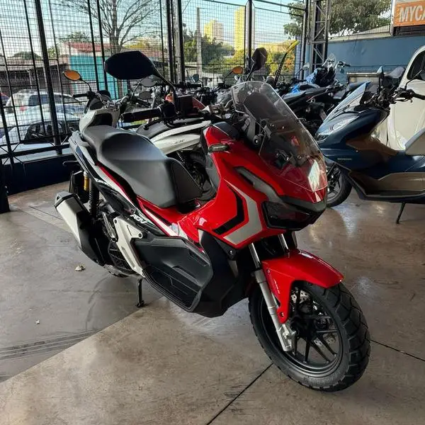 Carro Honda ADV 2023 ABS