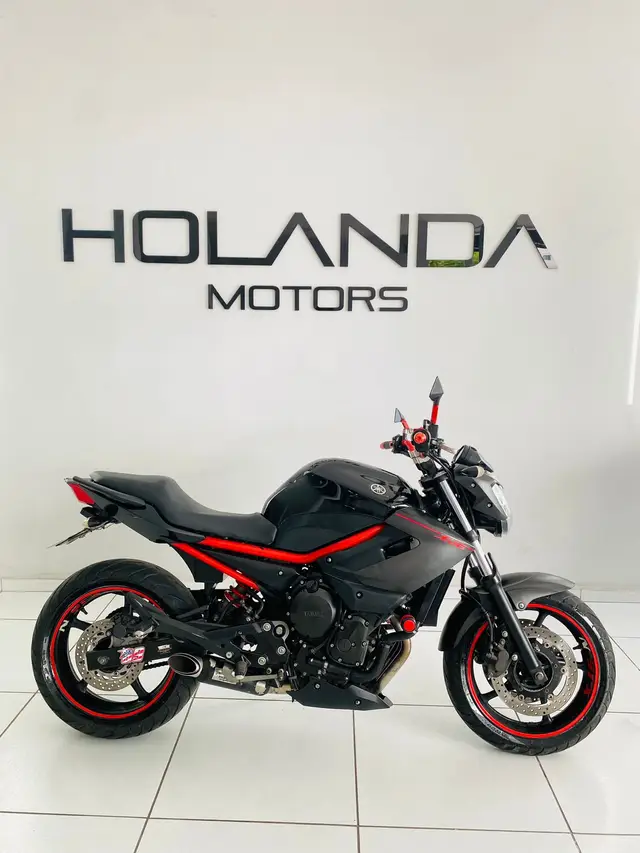 Carro Yamaha XJ6 N 2013 XJ6 N 600