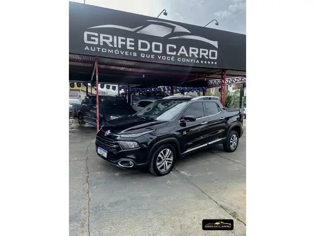 Carro Fiat Toro 2017 Volcano 2.0 diesel AT9 4x4