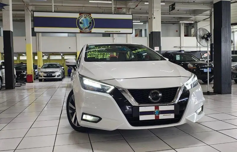 Nissan Exclusive 1.6 (Flex) (Aut)