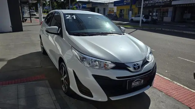 Carro Toyota Yaris 2021 1.3 XL Live CVT (Flex)