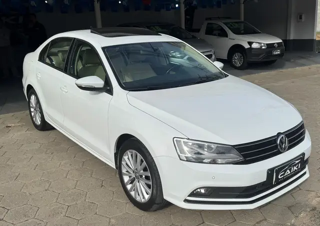 Carro Volkswagen Jetta 2015 2.0 Comfortline Tiptronic (Flex)