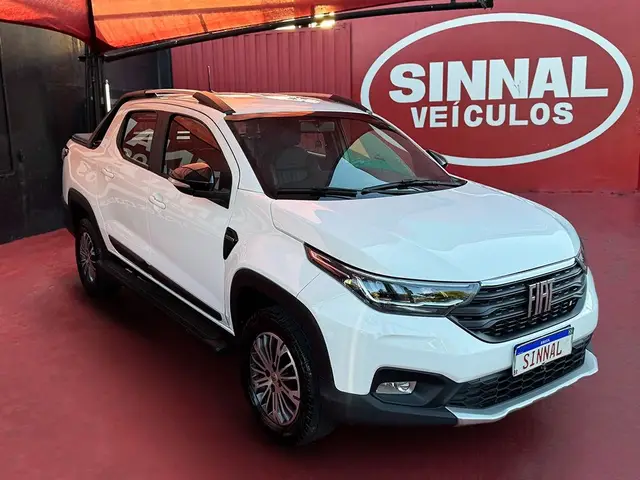 Carro Fiat Strada 2023 Ranch 1.3 Flex 8V CD Aut.