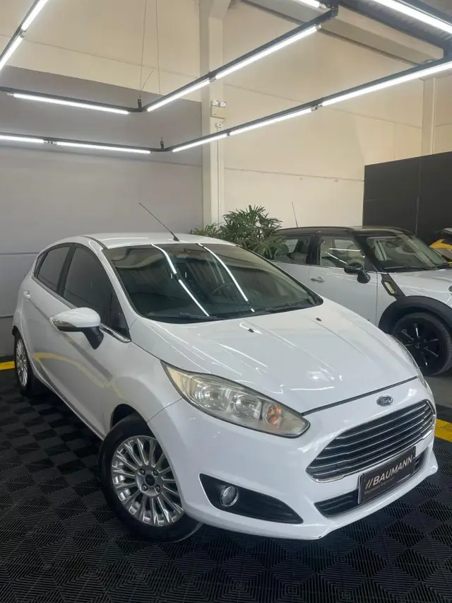 Carro Ford New Fiesta Hatch 2014 New Fiesta Titanium 1.6 16V