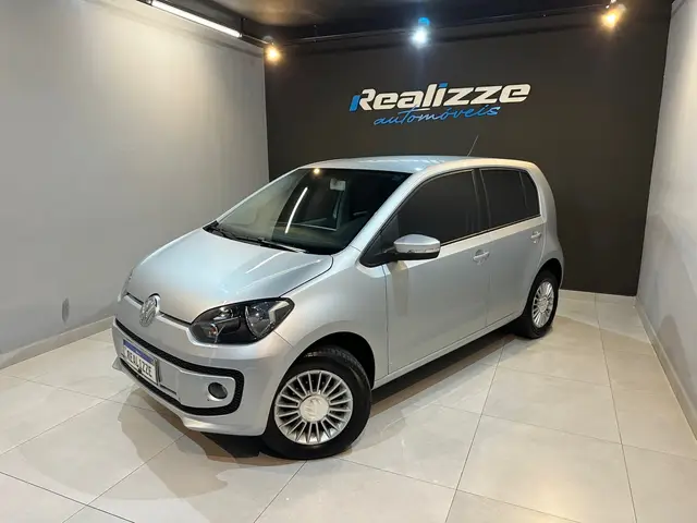 Carro Volkswagen Up! 2017 1.0 12v E-Flex move up! I-Motion