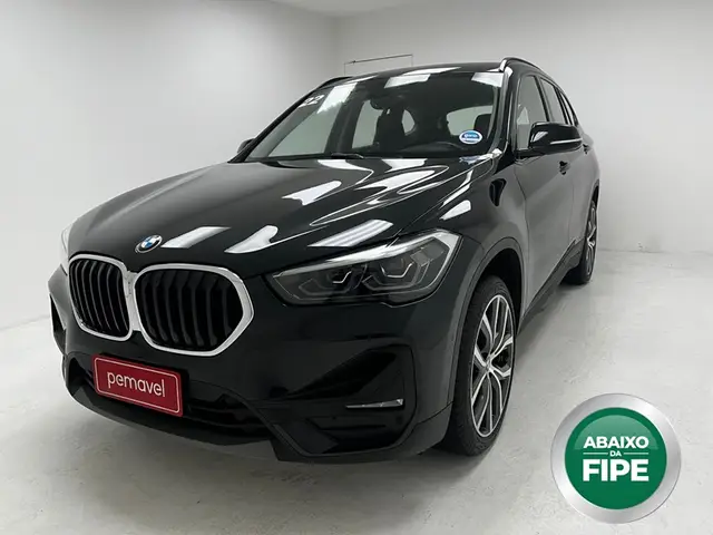 Carro BMW X1 2022 sDrive20i 2.0 Turbo (Aut.)