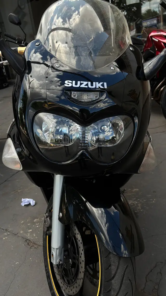 Carro Suzuki Gsx 750 2009 F