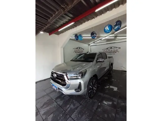 Carro Toyota Hilux Cabine Dupla 2018 Hilux 2.8 TDI SRV CD 4x4 (Aut)