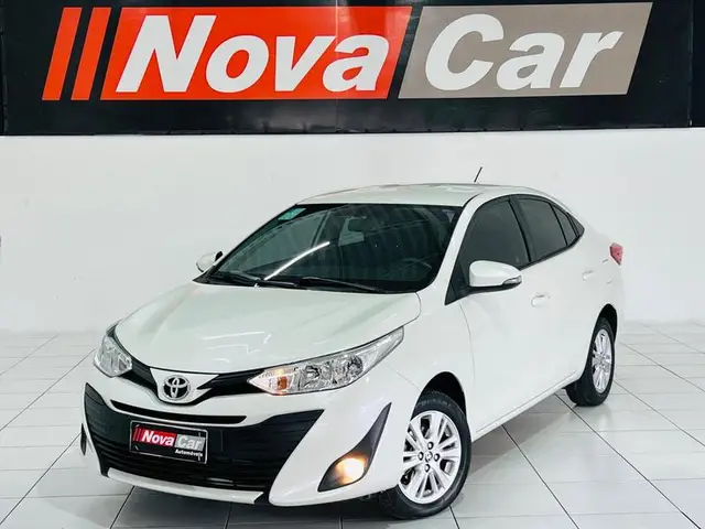 Carro Toyota Yaris Sedan 2019 1.5 XL Plus Tech CVT (Flex)
