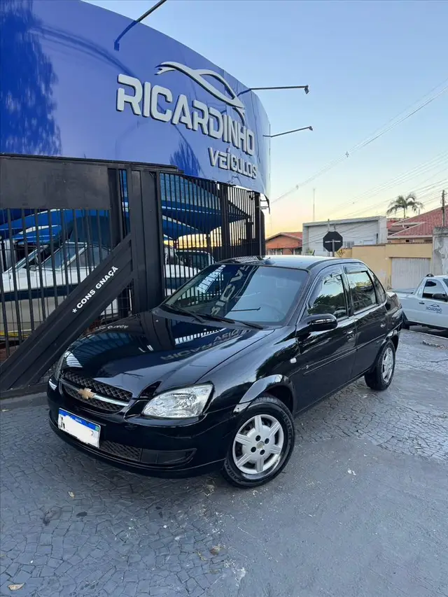 Carro Chevrolet Classic 2011 LS VHC E 1.0 (Flex)