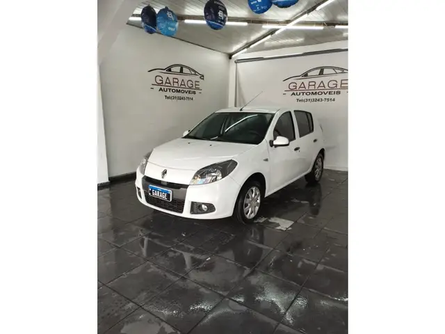 Carro Renault Sandero 2014 Expression 1.0 16V (flex)