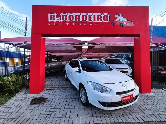 Carro Renault Fluence 2013 2.0 16V Dynamique (Flex)