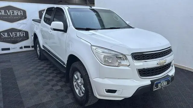 Carro Chevrolet S10 Cabine Dupla 2013 S10 2.8 CTDI LS 4WD (Cabine Dupla)