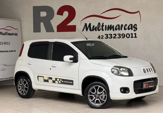 Carro Fiat Uno 2012 Sporting 1.4 8V (Flex) 4p