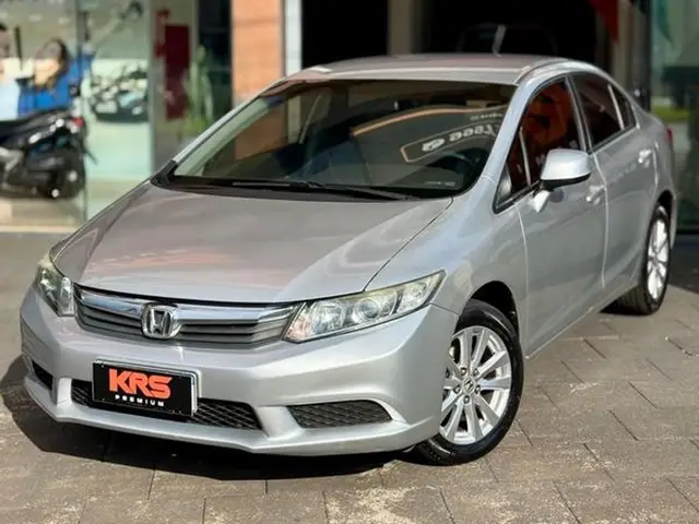 Carro Honda Civic 2013 New  LXS 1.8 16V i-VTEC (Flex)