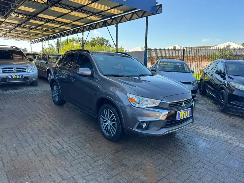 Mitsubishi 2.0 16V CVT 4WD