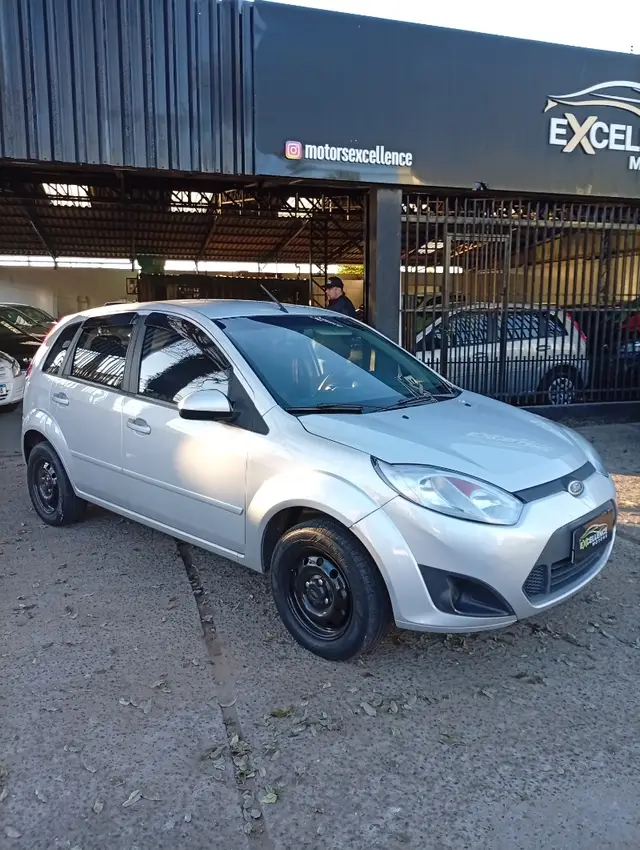Carro Ford Fiesta Hatch 2013 1.6 (Flex)