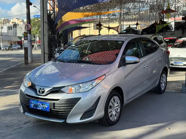Carro Toyota Yaris Sedan 2020 1.5 XL CVT (Flex)