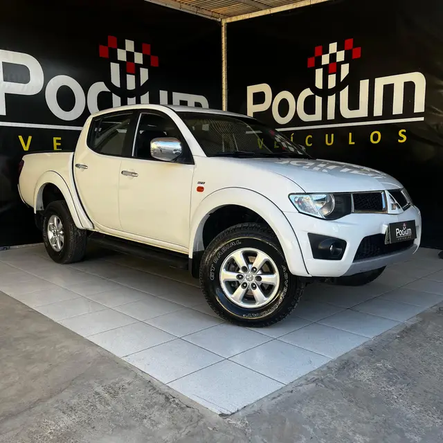 Carro Mitsubishi L200 Triton Sport 2012 3.2 DI-D (aut)