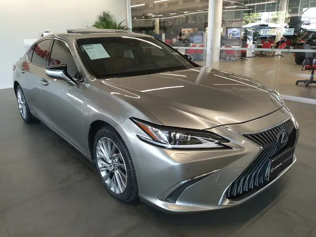 Carro Lexus ES 300h 2021 300h 2.5 Auto