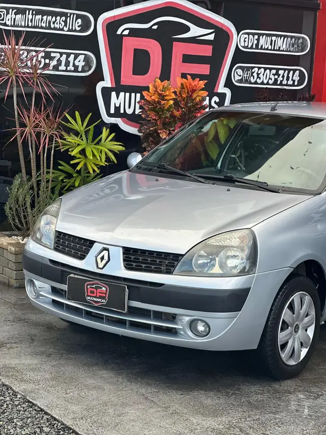 Carro Renault Clio 2005 Hatch. Expression 1.6 16V