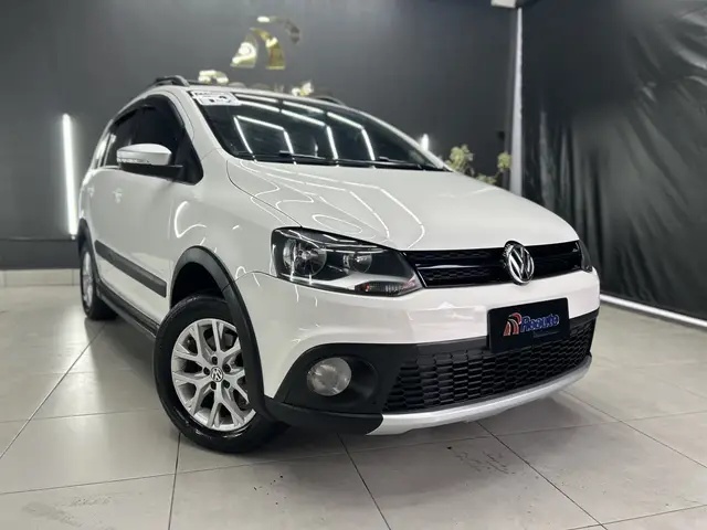 Carro Volkswagen SpaceCross 2014 1.6 8V (Flex)