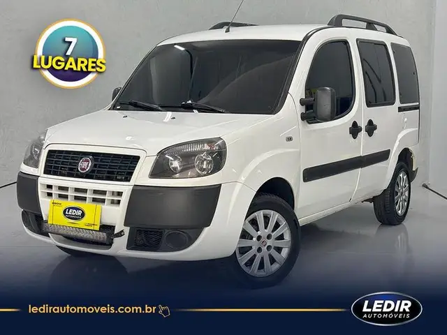 Carro Fiat Doblò 2021 Essence 1.8 16V (Flex)
