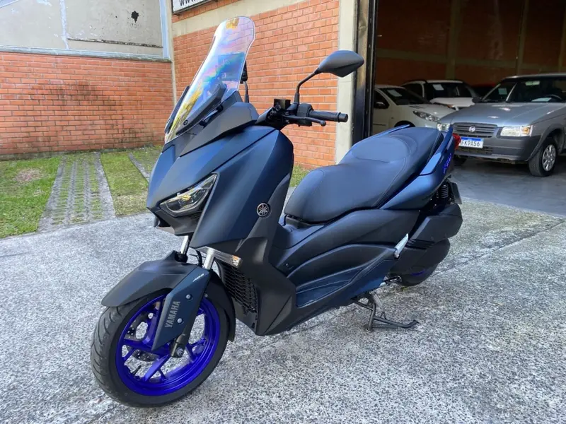 Yamaha XMax ABS