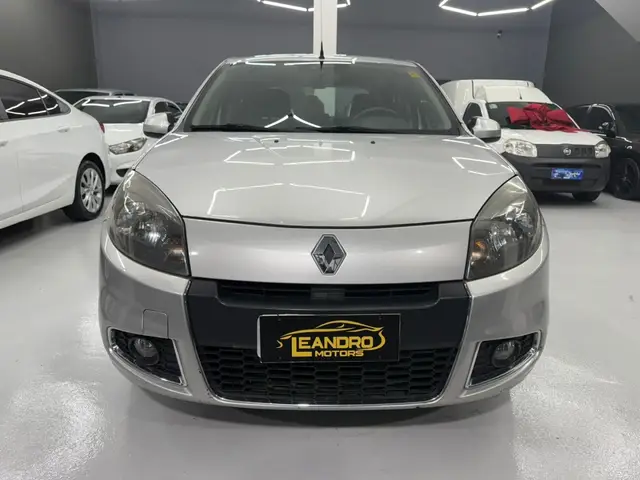 Carro Renault Sandero 2014 Privilège 1.6 8V (flex)
