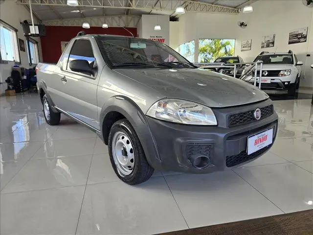 Carro Fiat Strada 2015 Working 1.4 (Flex)