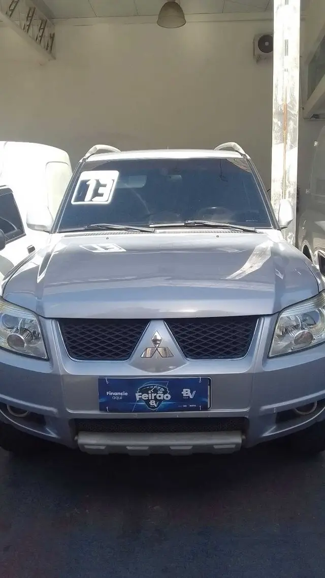 Carro Mitsubishi Pajero TR4 2013 2.0 16V 4X4 (Flex) (Aut)